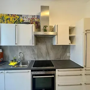 Deluxe Studio 3p Th Apartament